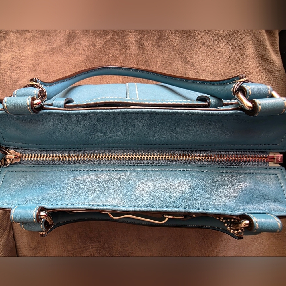 Coach Teal Hamptons Tote F11200 - Picture 5 of 6